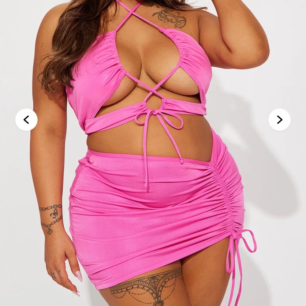 Fashion Nova Hot Pink Swimwear Set - Picture 6 of 8